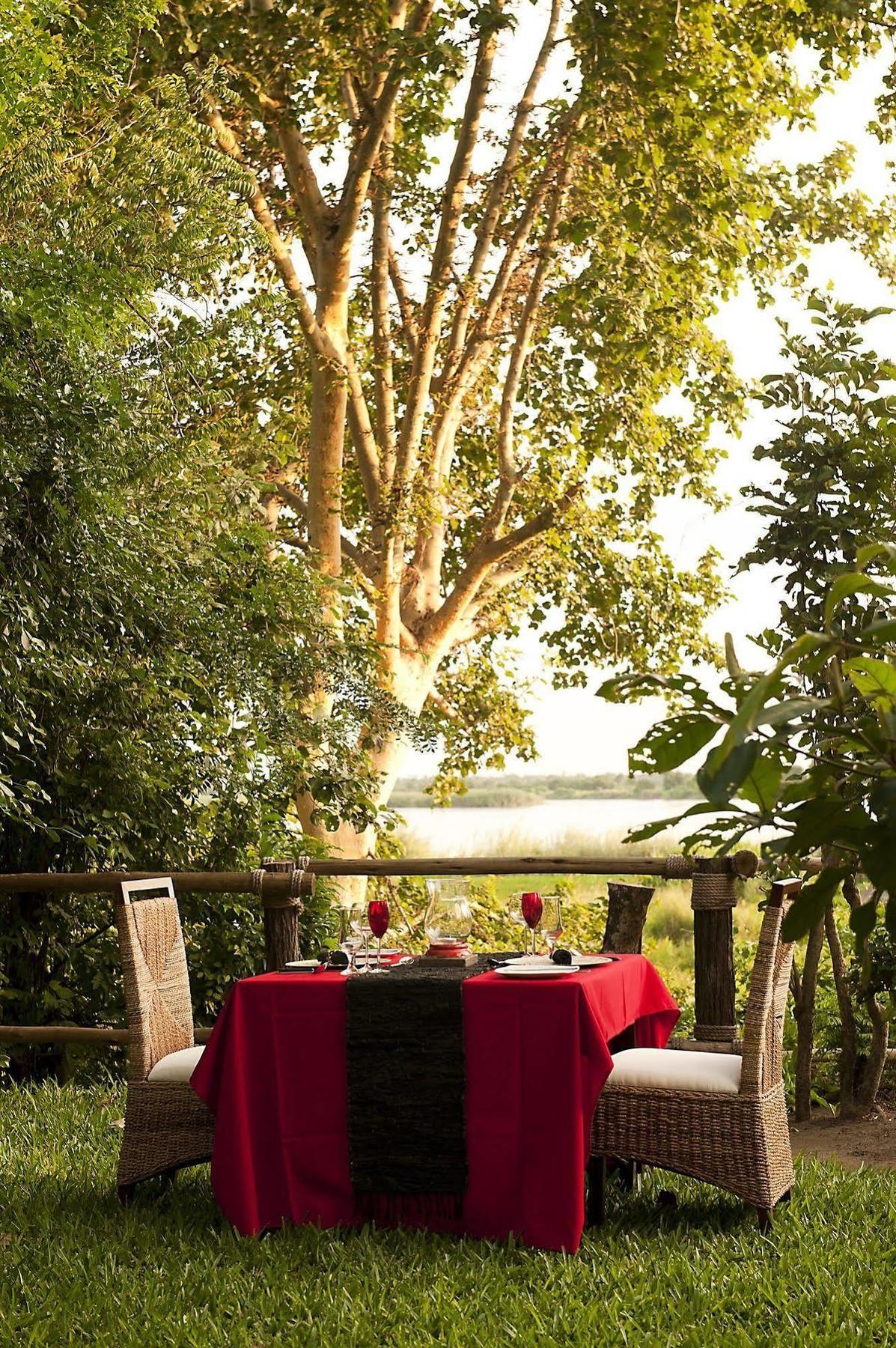 Selous Kinga Lodge Kwangwazi Exterior foto